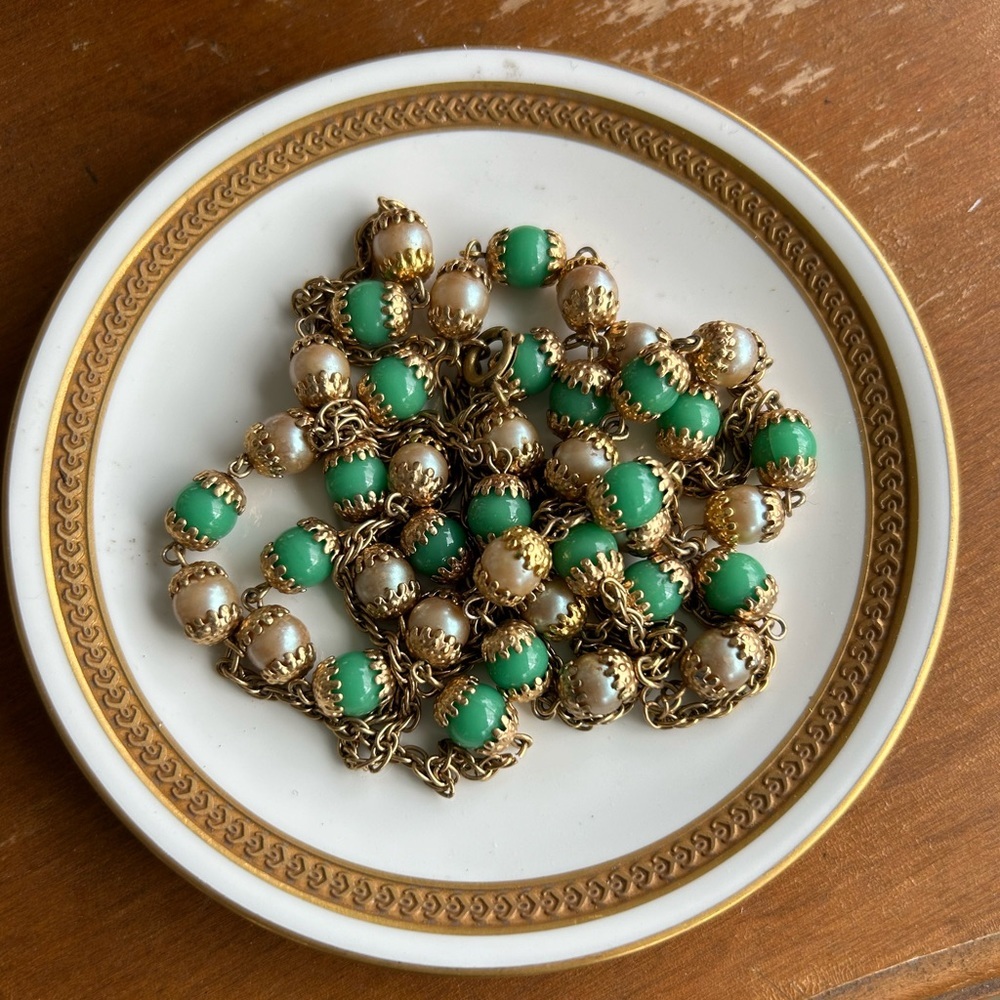 Vintage Flapper Length Green Bead & Faux Pearl Gold-Tone Chain Necklace